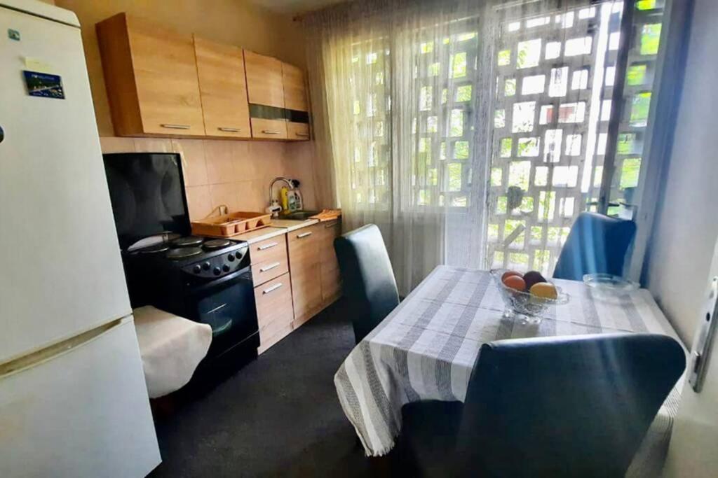 Cute, Spacious Apt In The Heart Of The Old Town Подгорица Экстерьер фото